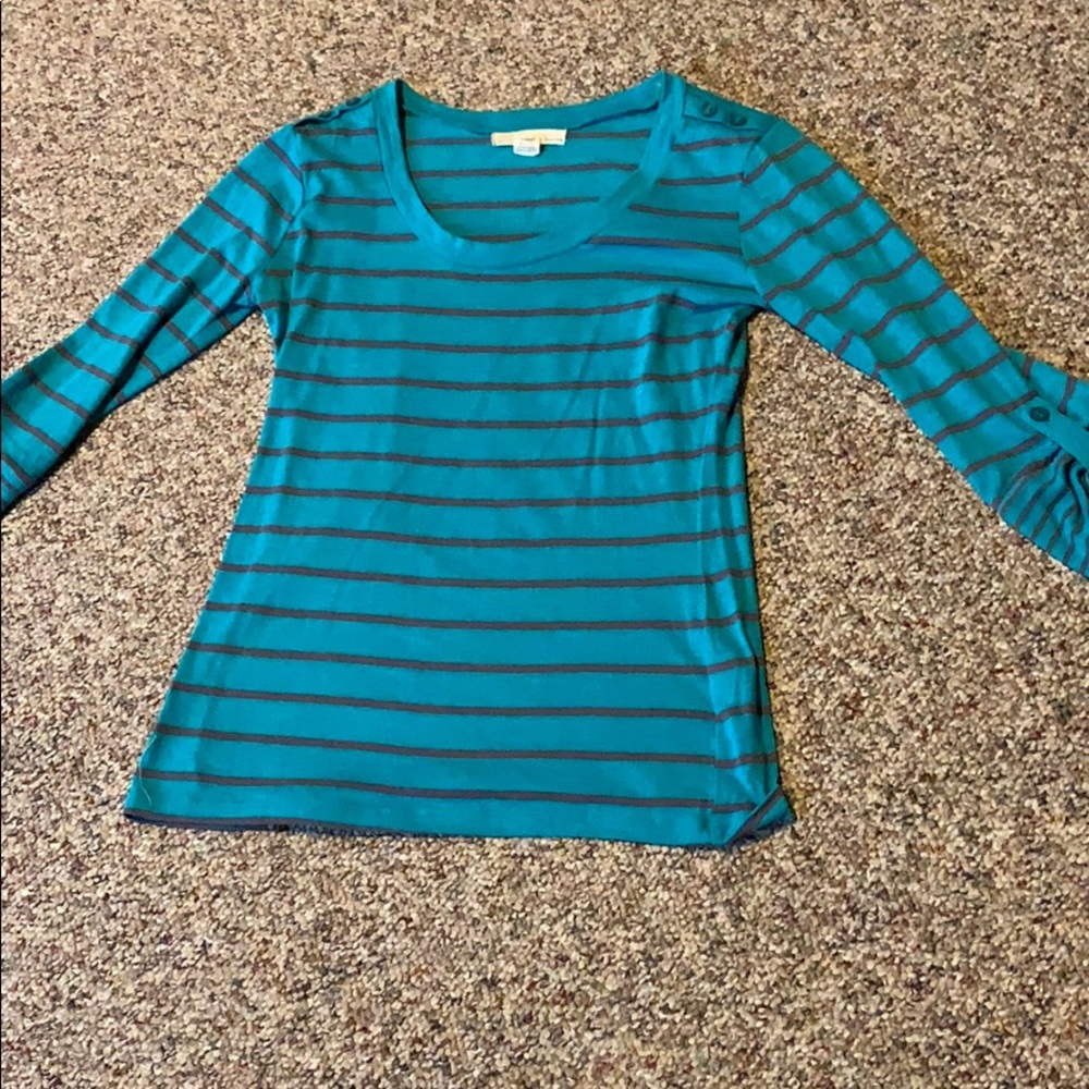 3/4 sleeve Striped shirt with button sleeves